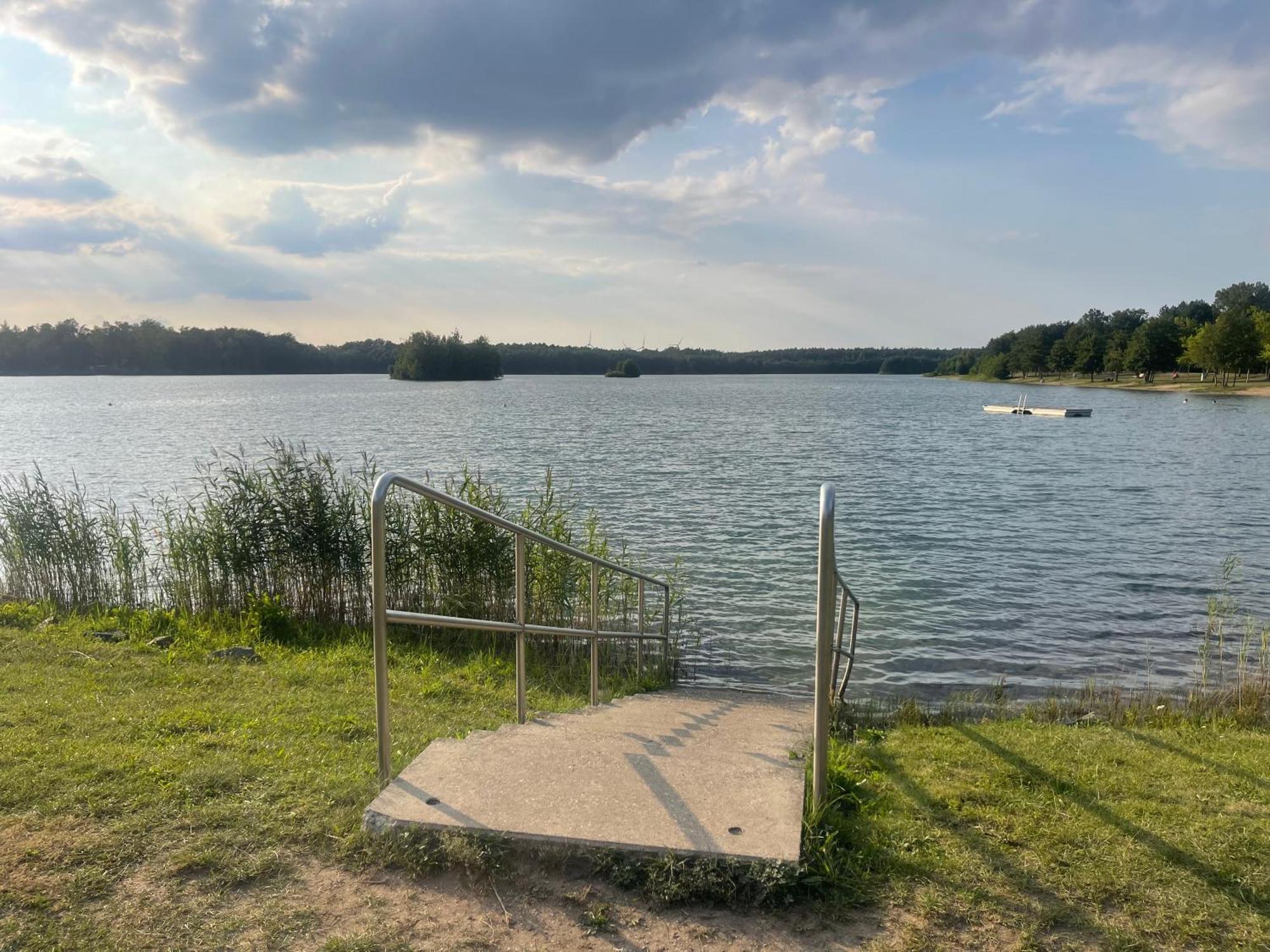 Gruener Bungalow Am Kiebitzsee Villa Falkenburg Екстериор снимка