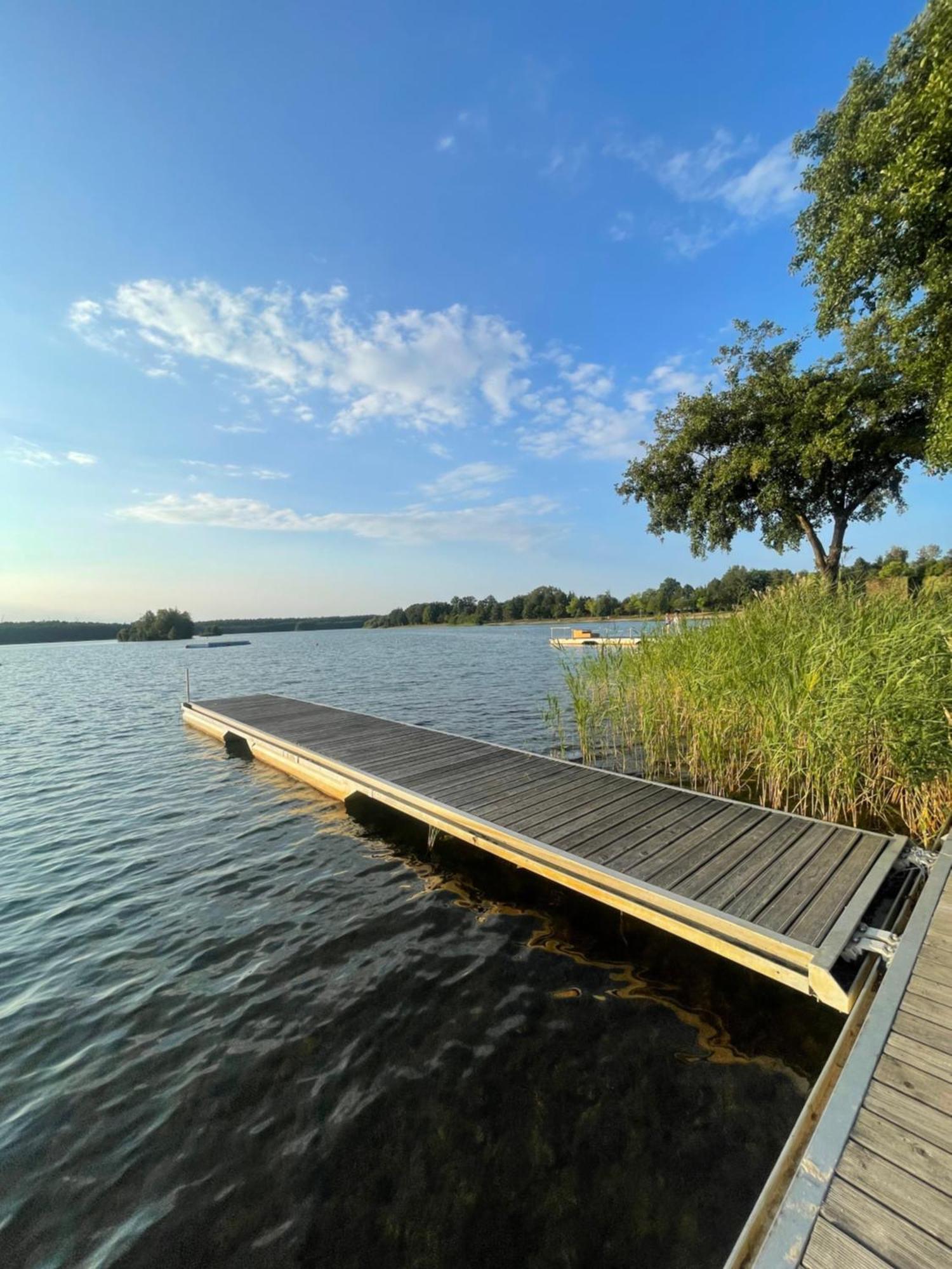 Gruener Bungalow Am Kiebitzsee Villa Falkenburg Екстериор снимка